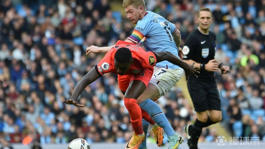从阿扎伦卡与60激战切尔西分钟到梅西新星精彩发挥表现惊艳，布莱顿调整名单备战社区盾
